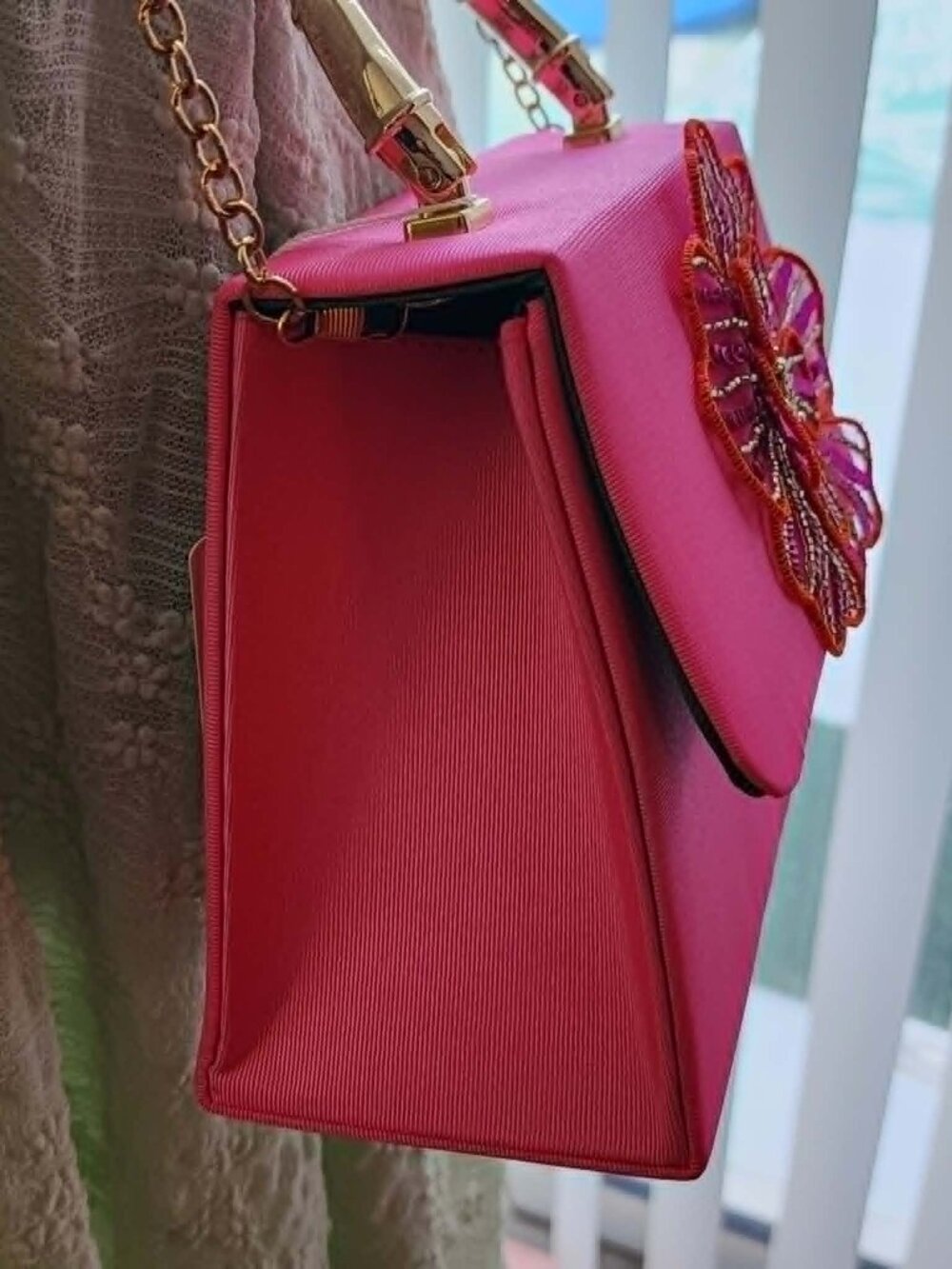 NWT Lisi Lerch Pink Lulu Handbag Gold Bamboo Handle Sequin Flower Chain Strap - Picture 5 of 11